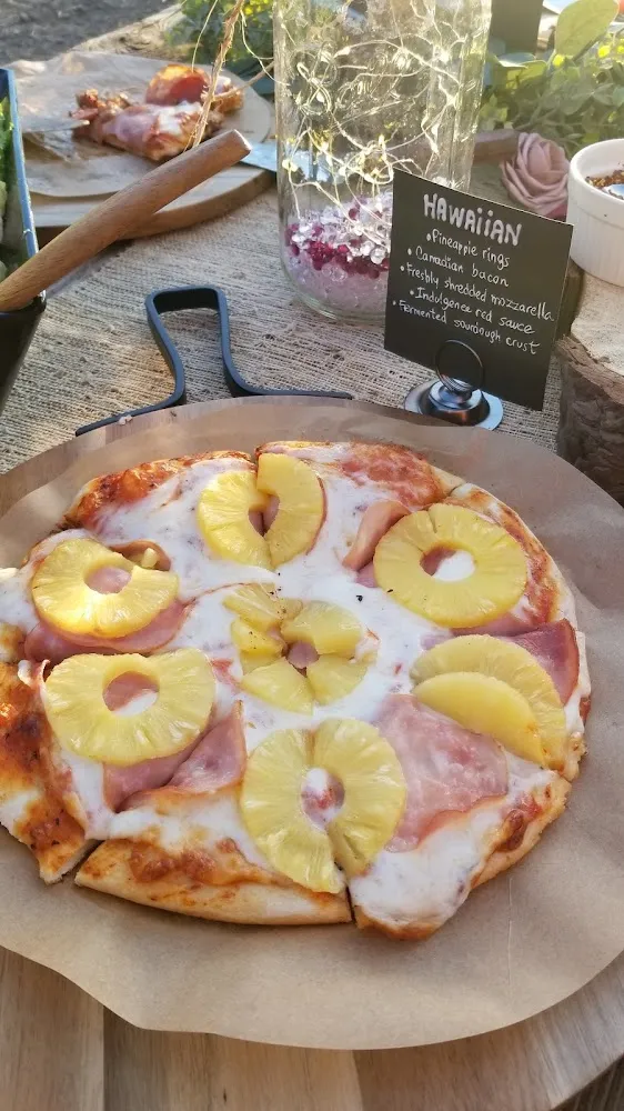 Hawaiian Pizza